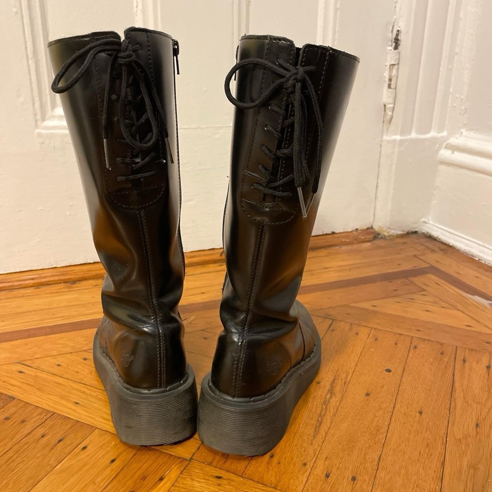 RARE Dr. Martens Black Lace Up Women's Boots